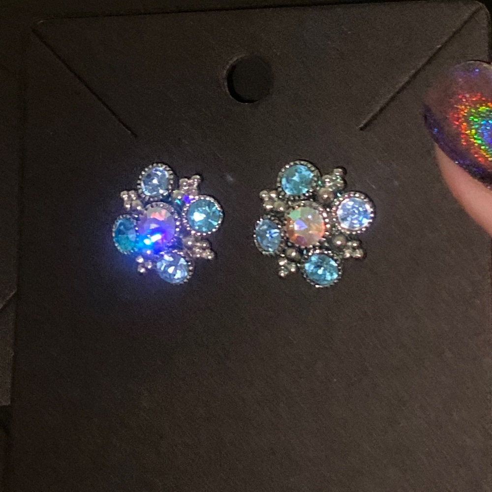 Fun & Flirty flower earrings